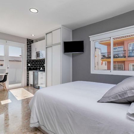 Carihuela Plaza Apartamentos Turisticos Torremolinos Exterior photo